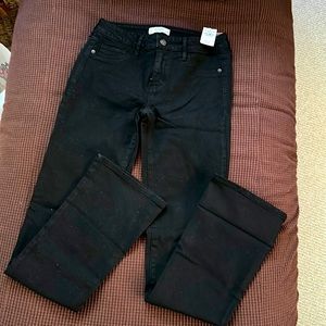 NWT A&F skinny boot jean jeggings.  Size 4, w27